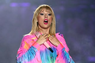Enojada. De nueva cuenta, la cantante Taylor Swift se valió de sus redes sociales para despotricar. (ESPECIAL)