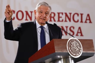 El presidente López Obrador dijo que algunos elementos no podrán estar en la Guardia Nacional porque no se acepta a cualquiera, pero el proyecto de la policía federal continúa. (EL UNIVERSAL).