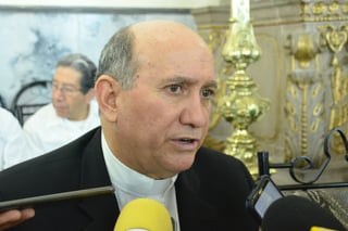 José Guadalupe Torres Campos acompañó al tercer obispo de esta diócesis en su toma de posesión. (EL SIGLO DE TORREÓN)