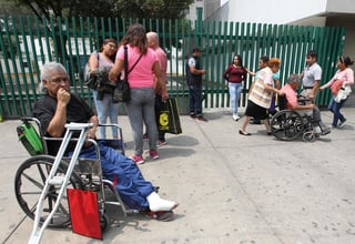 México ocupa el lugar número 67 a nivel internacional en eficacia del sistema de salud, a pesar de ser la economía número 13, aseguró el director general del área de Servicios de Estudio de Mapfre, Manuel Aguilera. (ARCHIVO)