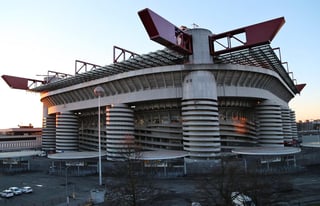 Inter y Milan pretenden construir un estadio de 60.000 asientos, por los cerca de 80.000 del actual San Siro. (ARCHIVO)