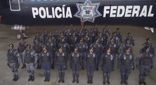 En su cuenta de Twitter, @PoliciaFedMx, también agradeció a los uniformados por su trabajo diario, sacrificio, capacitación y dedicación. (TWITTER)
