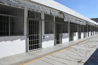Con lujo de violencia, hombre roba tres establecimientos de la colonia Santa María de Torreón. (EL SIGLO DE TORREÓN)
