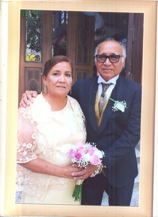 Sra. María Guadalupe Méndez de Mijares y Sr. Javier Mijares Ramírez.