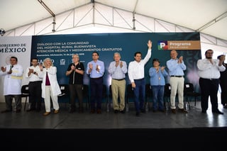El presidente Andrés Manuel López Obrador reconoció que no se ha podido resolver la inseguridad en Michoacán y que ello se ve reflejado en el sector salud de la entidad, pero prometió atacar las causas que la generan y dar más oportunidades de desarrollo a los jóvenes. (NOTIMEX)
