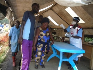 Se ha confirmado que el paciente en que se registró el primer caso de ébola en la ciudad de Goma ha fallecido. (ARCHIVO)
