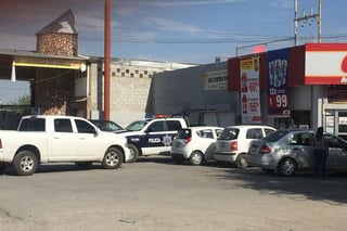 Roban autos y asaltan tienda en carretera a Santa Fe; las autoridades no reportaron detenidos, y únicamente aseguraron uno de los vehículos robados. (EL SIGLO DE TORREÓN)