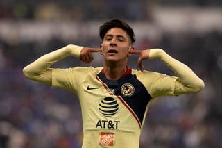 Hoy el Club América oficializó el traspaso del defensa Edson Álvarez al Ajax. (ARCHIVO)
