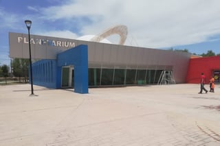 El Planetarium Torreón será sede de la conferencia '50 años, llegada del Hombre a la Luna', a cargo de Eduardo Hernández.
