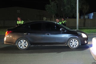 En Gómez Palacio se ha mantenido la vigilancia a través del operativo Alcoholímetro. (EL SIGLO DE TORREÓN)