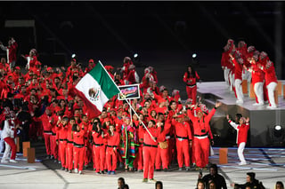 Parte de la Delegación Mexicana desfiló ayer en la ceremonia de inauguración de los Panamericanos a disputarse en Lima, Perú.