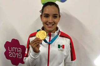 Paula se convirtió en la primera medallista de oro de nuestro país en Lima 2019 al ganar la prueba de taekwando poomsae que se llevó a cabo en el Polideportivo del Callao. (EL UNIVERSAL) 