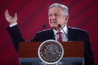 López Obrador rechazó que exista una persecución política contra funcionarios de pasadas administraciones, ni siquiera a los que culpa del fraude electoral del 2006. (ARCHIVO)