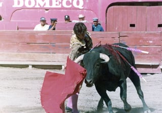 El matador lagunero Valente Arellano derrochaba su clase y carisma en los ruedos de la República Mexicana. (Fotografía de archivo de Ramón Sotomayor)