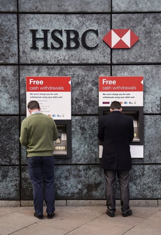 El Banco HSBC enfrenta un juicio de fraude fiscal y blanqueo de dinero. (ARCHIVO)