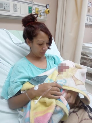 Mabel dio a luz a la pequeña Danna Yisel, quien nació en una camioneta camino al Hospital General de Torreón. (EL SIGLO DE TORREÓN)