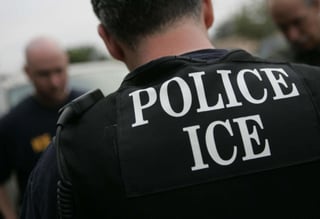 El jefe del ICE afirmó que se trata de la mayor redada en al menos una década. (ARCHIVO)