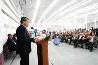 Fue durante la mañana del miércoles que el gobernador, Miguel Ángel Riquelme, anunció esta inversión para la instalación de una planta en el municipio de Ramos Arizpe.
