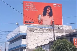 La plataforma de transporte vía app DiDi ya anuncia su llegada a la ciudad de Torreón; podría operar la próxima semana. (ROBERTO ITURRIAGA)