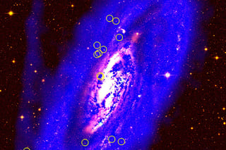 Descubrió cúmulos globulares en la galaxia espiral Messier 106. (EFE)