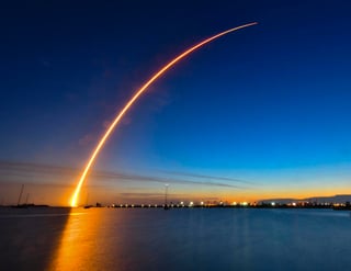 Atlas V fue lanzado desde el Centro Espacial Kennedy, en Cabo Cañaveral, en el centro de Florida, por cinco propulsores de cohetes sólidos. (AP)
