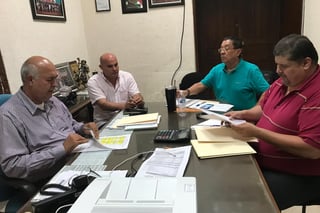 Ayer se reunieron los equipos de la presidenta municipal María Luisa González Achem y el alcalde electo, Homero Martínez Cabrera.