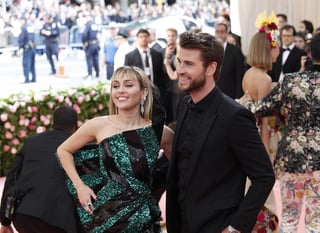 Los artistas Miley Cyrus y Liam Hemsworth que se habían casado hace siete meses, se han separado. (ARCHIVO)