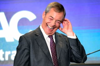 Farage hizo esos comentarios el domingo, durante una conferencia de políticos conservadores en Australia a la que no había sido invitada la prensa. (ARCHIVO)