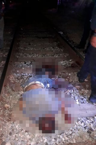 El cuerpo de la víctima fue localizado boca abajo sobre las vías del ferrocarril.