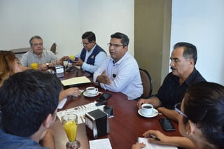 César Martínez, secretario del Trabajo del Comité Estatal de Morena, informó de distintos acuerdos.