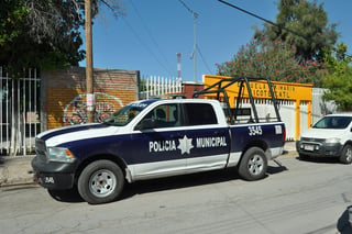 Afirman que vigilancia en escuelas de Torreón ha ocasionado que sean 'mínimos' los robos reportados hasta esta semana.