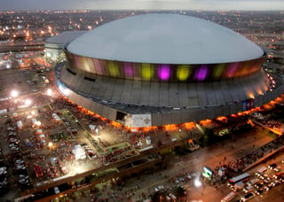 El Superdome es considerado un ícono del renacer de Nuevo Orleáns. (AP)