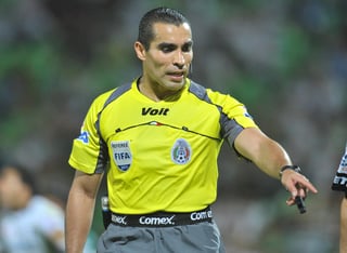 Rodríguez, quien fue árbitro profesional de 1991 a 2014 año en el que también se tituló como director técnico. (ARCHIVO)