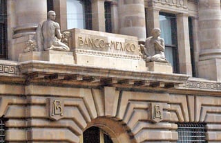 El jueves pasado, Banxico anunció que su principal tasa se redujo de 8.25 por ciento a ocho por ciento anual. (ARCHIVO)