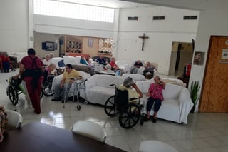 Piden facilidades para el pago de pensiones a los abuelitos de la Casa del Anciano del Padre Estala debido a sus problemas de salud. (VIRGINIA HERNÁNDEZ)