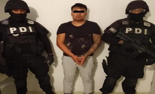 Carlos Ramón de 25 años de edad, cuenta con una orden de aprehensión por su posible responsabilidad en el delito de tentativa de homicidio.
(ESPECIAL)