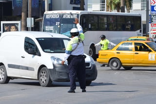 Coahuila podría ser pionera en la elaboración de protocolos por agresiones mutuas entre oficiales de vialidad y ciudadanos. (EL SIGLO DE TORREÓN)