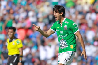 Macías y Salas comparten liderato de goleo de la Liga MX