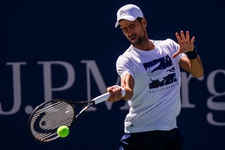 Novak Djokovic debuta hoy ante el español Roberto Carballés. (AP)