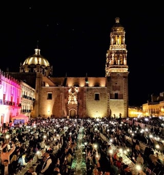 Zacatecas cuenta con cerca de mil productores de agave y 22 fábricas de mezcal que elaboran 60 marcas distintas. (ESPECIAL)
