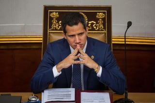 Juan Guaidó, reconocido como presidente interino de Venezuela por más de 50 países, anunció este miércoles la creación de un 'centro de gobierno' que coordinará a todos los representantes que ha designado en su gestión. (ARCHIVO)
