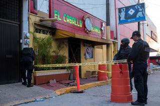 La Secretaría de Seguridad Pública (SSP) del estado de Veracruz solicitó a la Fiscalía General de la República (FGR), atraer el caso de la masacre -de 26 personas- en el centro nocturno “Caballo Blanco” de Coatzacoalcos. (EFE)