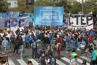 Argentina vive una situación de crisis económica desde mediados del año pasado. (EFE)