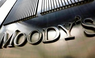 'El financiamiento al consumo y a pequeñas y medianas empresas serán los segmentos que sufran más en una desaceleración económica', dijo Moody's. (ARCHIVO)
