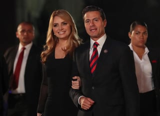 Acuerdo. Periodista argumenta que Enrique Peña Nieto y Angélica Rivera eran más amigos que esposos. (ESPECIAL)