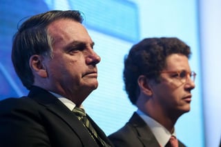 Bolsonaro comentó que su Gobierno continúa analizando planes para el 'desarrollo sustentable' de la Amazonia, donde los crecientes incendios forestales de las últimas semanas han comenzado a ser controlados. (ARCHIVO)