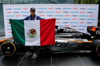 Con la permanencia del mexicano, Racing Point cree poder lograr éxitos importantes. (ARCHIVO)