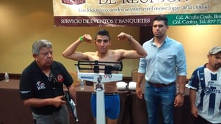 Alejandro Zuñiga expone el campeonato coahuilense ante un riesgoso oponente como lo es invicto Armando Méndez. (ARCHIVO)