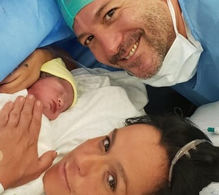 La familia Guzmán Pinal dio la bienvenida a su nuevo integrante. (INSTAGRAM)