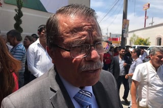 Gerardo Ibarra Rodríguez dijo que Homero Martínez Cabrera es una persona joven y que estará colaborando con él. (EL SIGLO DE TORREÓN/ANGÉLICA SANDOVAL)